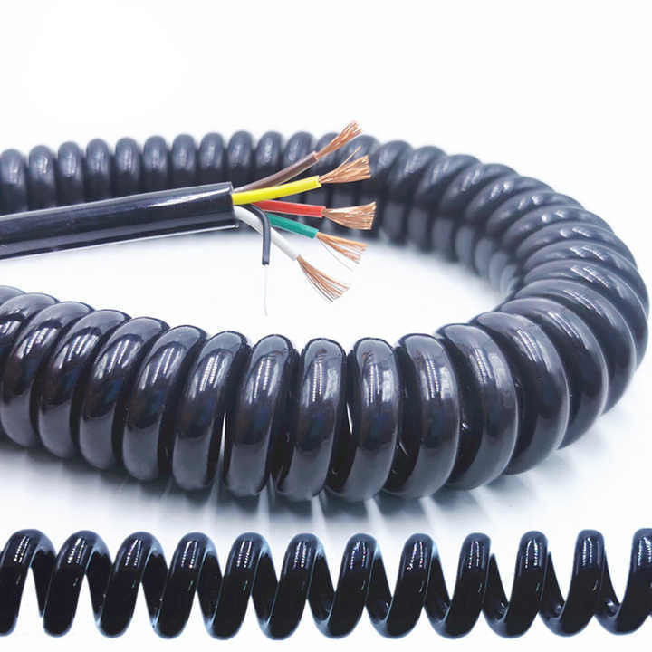 Op maat gemaakte industriële besturingskabel voor hoogverwerkende apparatuur OEM-spiralkabel met UL-certificering
